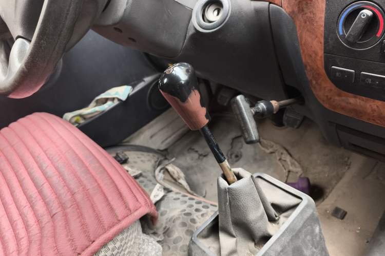 Used Golden Dragon Hiace 2021 1.8L Gasoline Version Long Wheelbase High-Roof Model LJ4A18Q6 Gear Lever