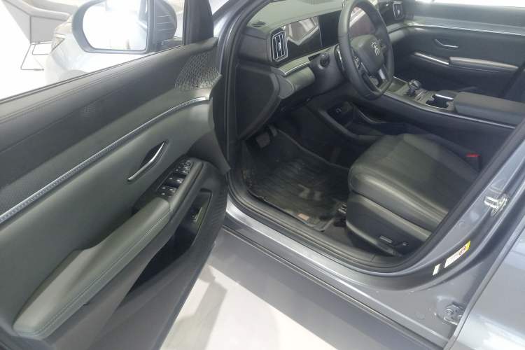 Used BYD Song Pro New Energy 2025 Second-Generation Intelligent Driving Version DM-i 115KM Excellence Edition Driver Seat