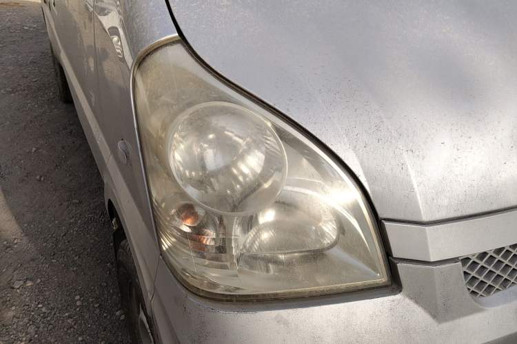 Used Wuling Rongguang 2011 1.2L Base Version Right Front Headlight