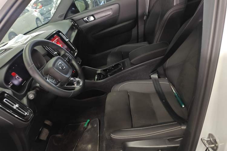 Used Volvo XC40 New Energy 2022 Long-Range Version Left Front Seat