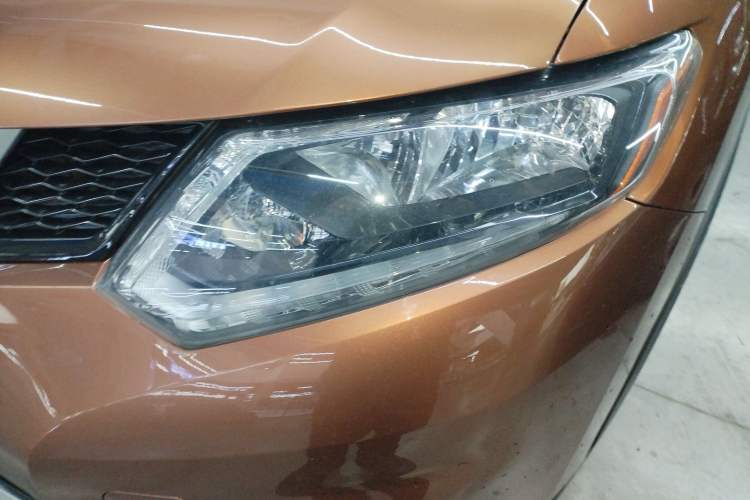 Used Nissan X-Trail 2015 2.0L CVT Comfort MAX Edition 2WD
