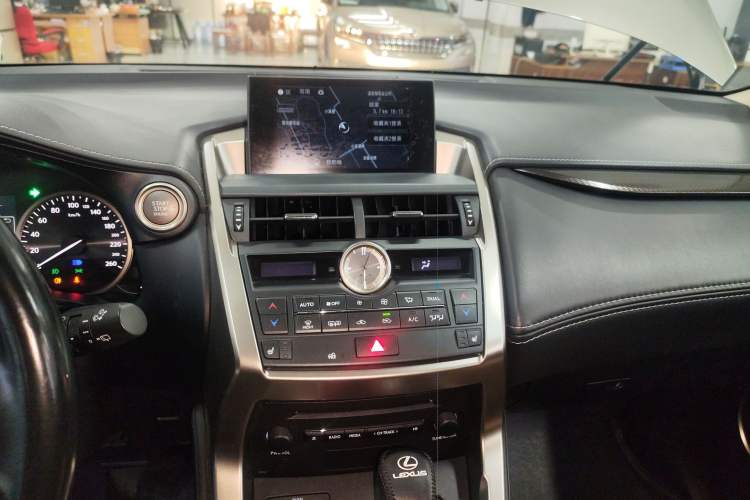 Used Lexus NX 2015 200 All-Wheel Drive Fēngshàng Edition Audio And AC Panel