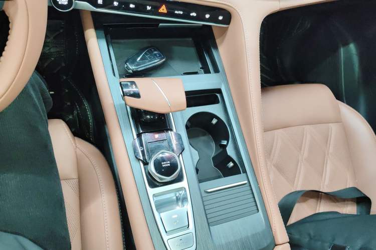 Used CHANGAN CS75 PLUS 2023 3rd Generation 1.5T Automatic Prestige Model
