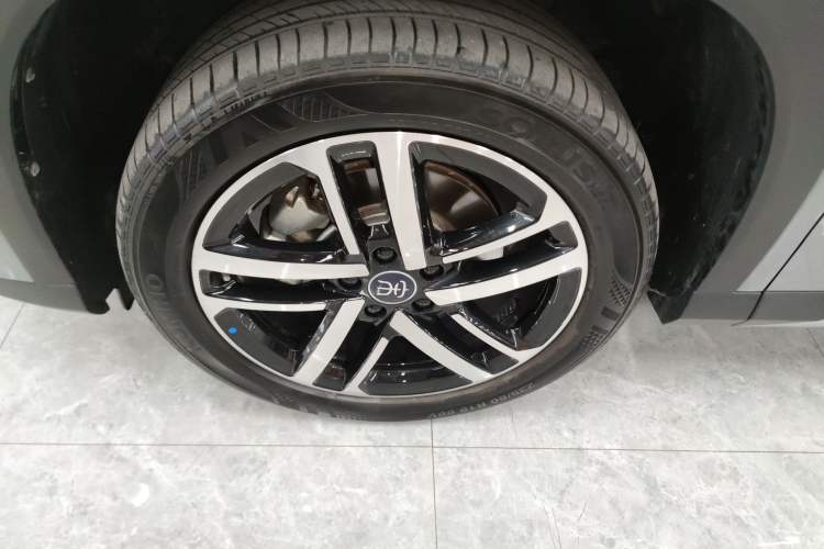 Used BYD Song L DM-i 2024 75km Leading Edition