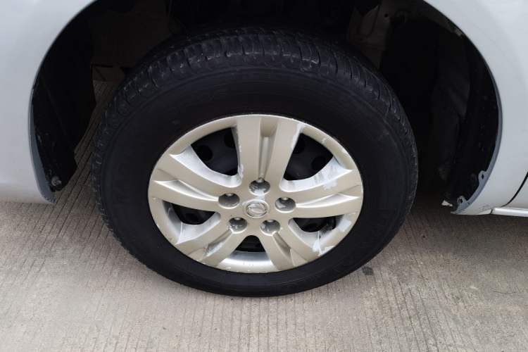 Used FORTHING Lingzhi 2018 M3 1.5L 5-Seat Base Model