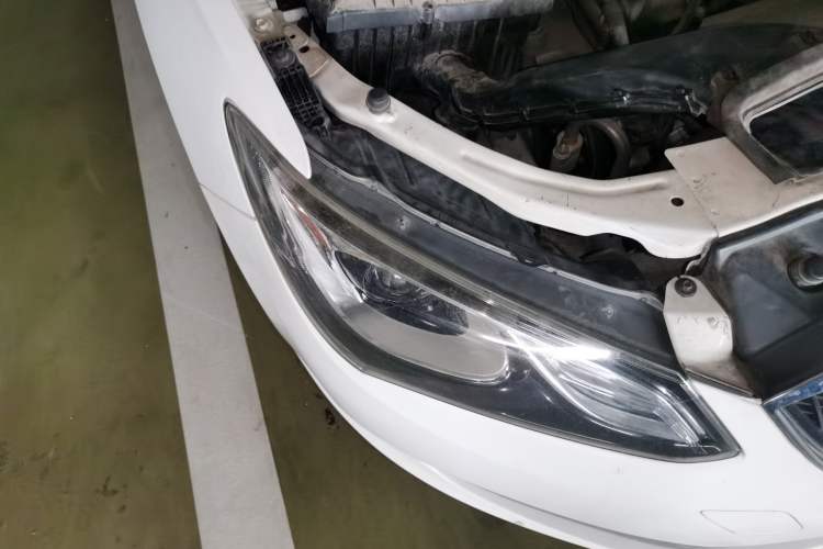 Used Buick GT 2016 15N Automatic Luxury Edition Right Front Headlight