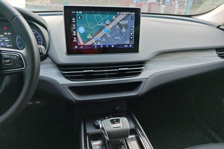 Used Hongqi E-QM5 2024 500km Range Edition
