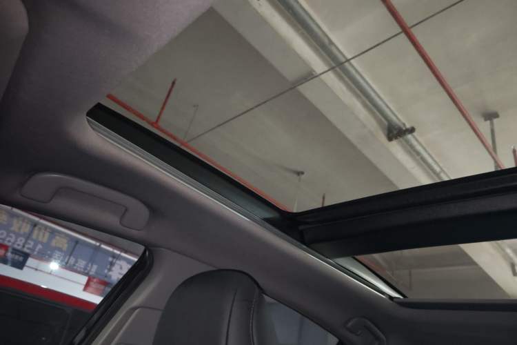 Used Toyota Camry 2019 2.5G Luxury Edition China VI Standard Headliner