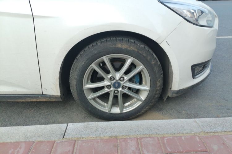 Used Ford Focus 2015 Sedan 1.6L Automatic Trend Model
