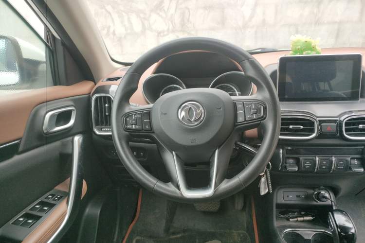 Used Dongfeng Aeolus AX4 2017 1.6L DCT Trendy Style