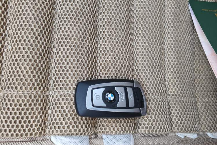 Used BMW 5 Series 2013 525Li Leading Model Vehicle Key