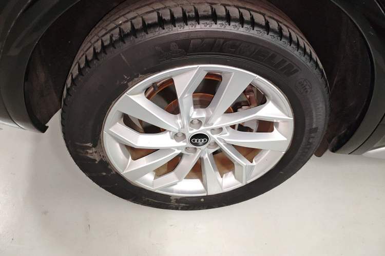 Used Audi Q5L 2022 40T Luxury Dynamic Model
