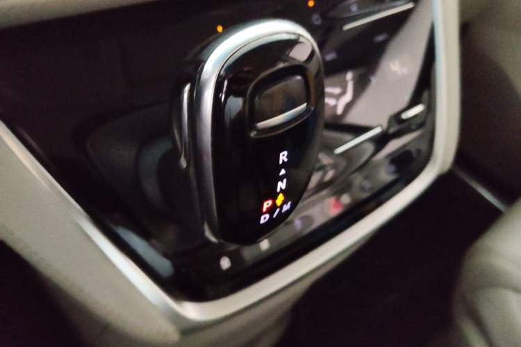 Used Buick GL8 2020 ES Land Cruiser 653T Comfort Edition