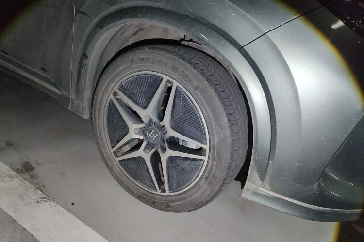 Used Landian E5 2023 1.5L DE-i 110KM Flagship 7-Seater
