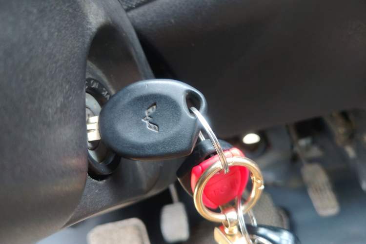 Used Wuling Rongguang 2014 1.2L S Base Model Vehicle Key