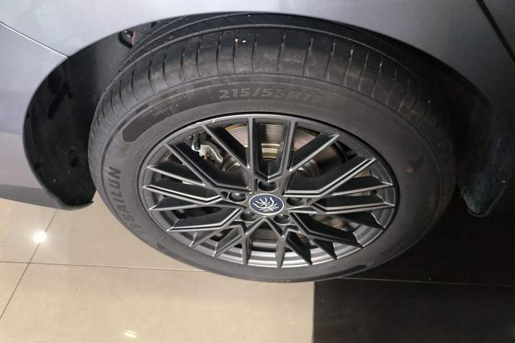 Used BYD Qin PLUS 2025 EV Smart Drive Edition 420KM Leading Model