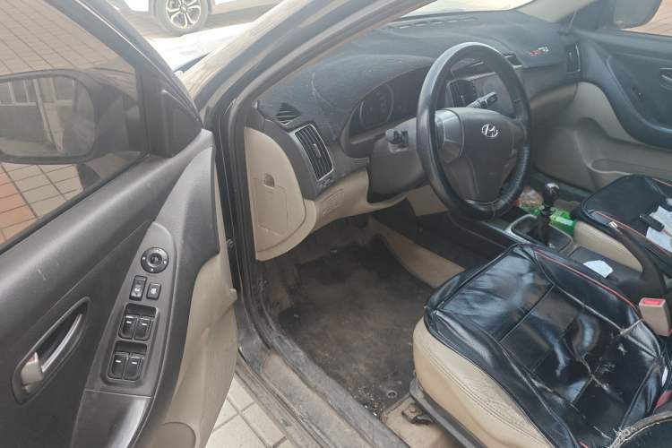 Used Hyundai Celesta 2011 1.6L Manual Comfort Edition
