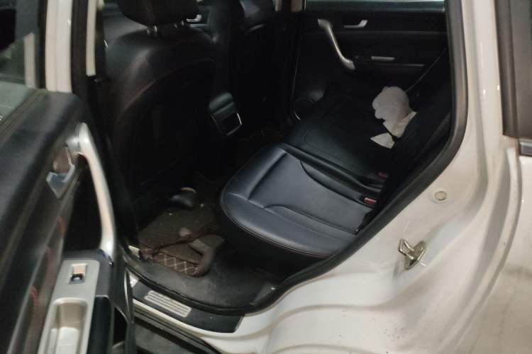 Used Haval H6 2016 Upgraded Model 1.5T Automatic Two-Wheel Drive Prestige Version