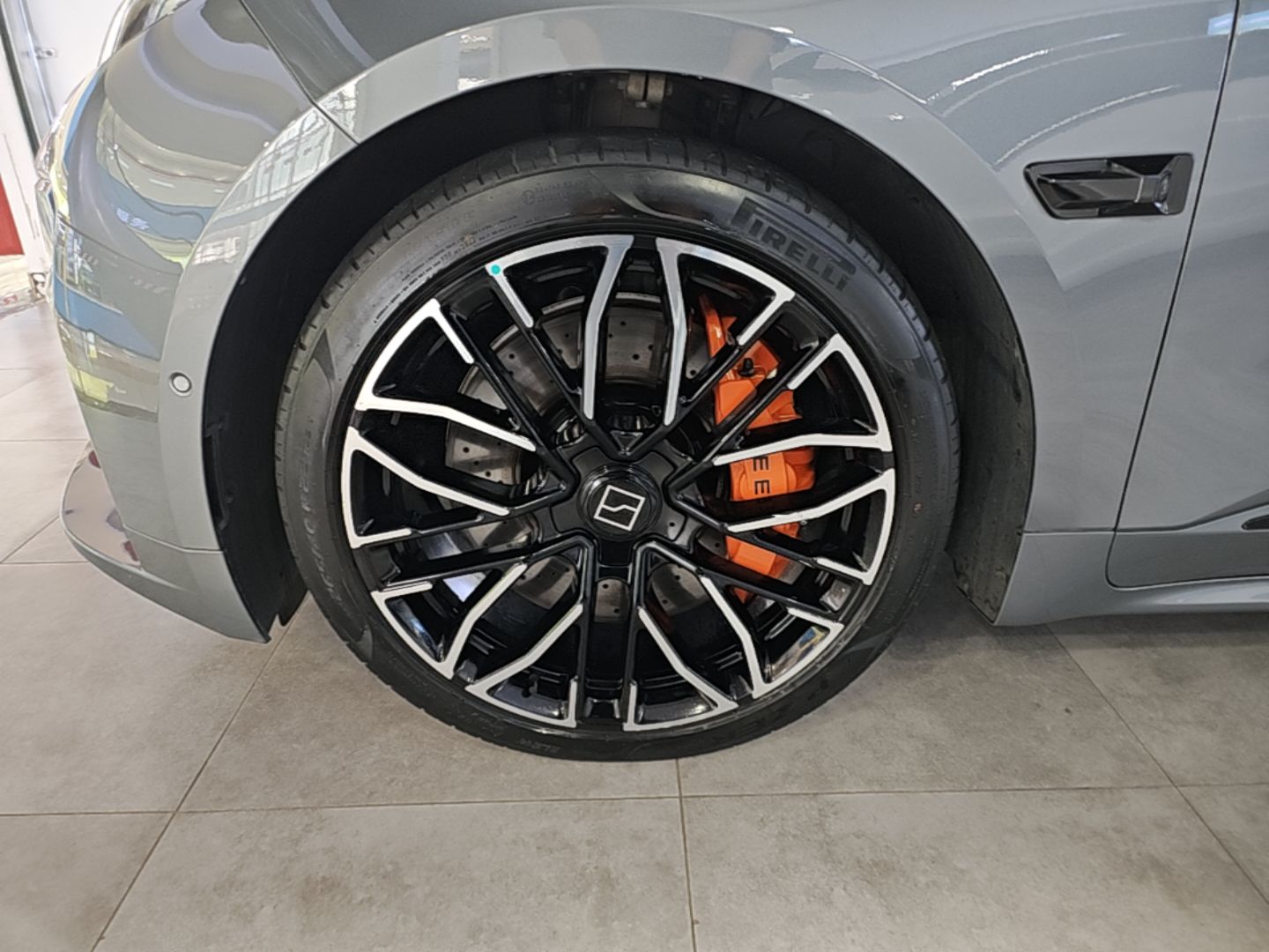 Zeekr 001 2024 YOU Edition 100 kWh All-Wheel Drive — снимка 10