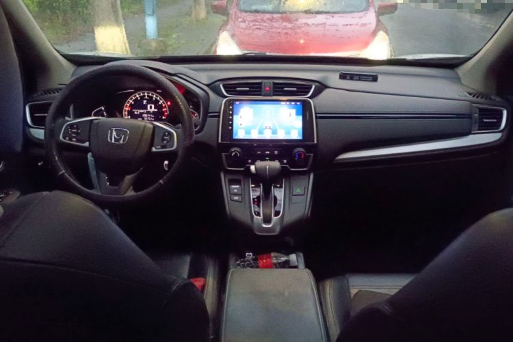 Used Honda CR-V 2021 240TURBO CVT 2WD Comfort Version Center Console