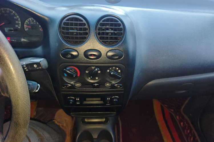 Used Baojun Lechi 2012 Revised 1.0L Manual P-TEC Standard Edition