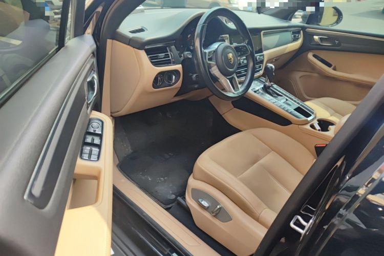 Used Porsche Macan 2020 Macan 2.0T Driver Seat