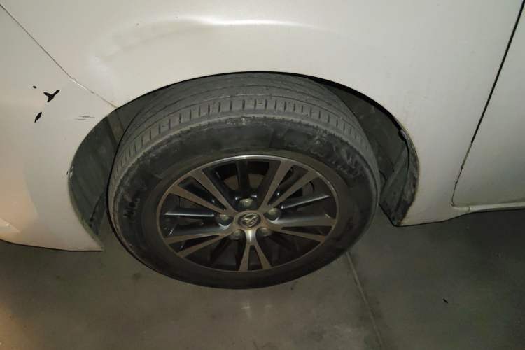 Used Toyota Levin 2014 1.6G-L Manual Leading Edition Left Front Wheel Hub