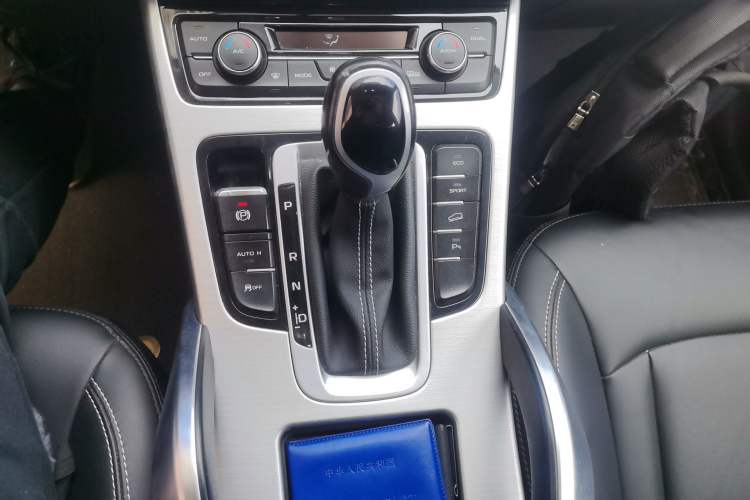 Used Geely Auto Emgrand X7 Sport 2016 1.8TD Automatic ZhiShang Model Gear Lever