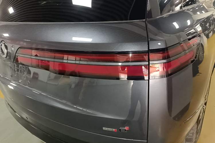 Used Denza N9 2025 Prestige Version