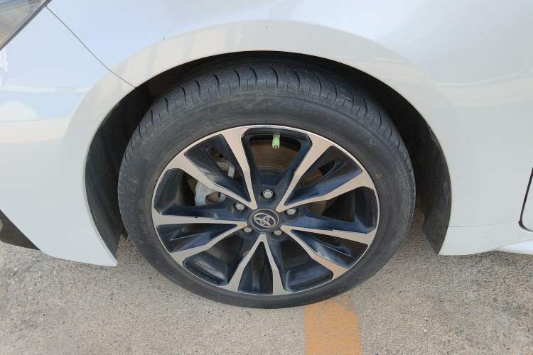 Used Toyota Levin 2021 185T CVT Sport Edition Left Front Wheel Hub