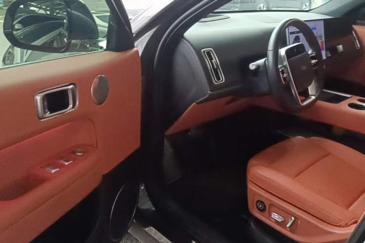 Used Li Auto L6 2024 Pro Model
