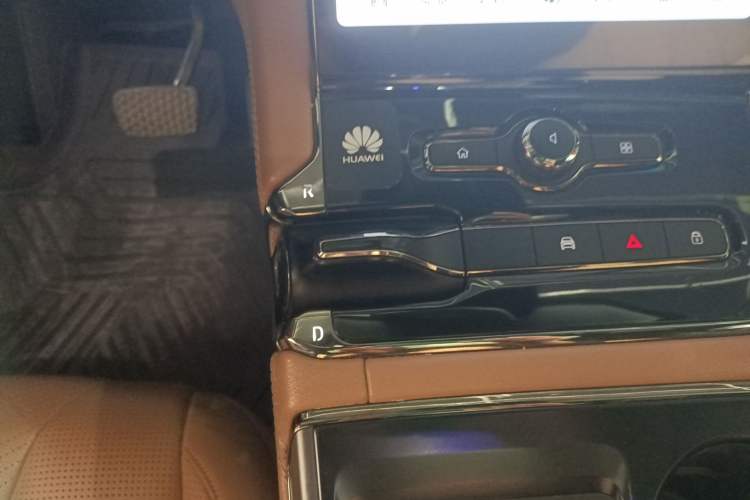 Used Nio ES8 2020 450 km Range 6-Seater Version