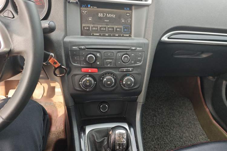 Used Citroen C4L 2014 1.8L Intelligent Drive Manual Enjoyment Model Audio And AC Panel