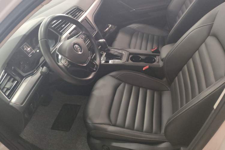 Used Volkswagen Lamando 2019 280TSI DSG Comfort Edition China VI standard
