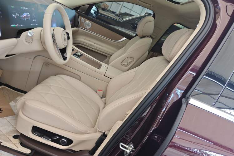 Used Hima AITO M9 2025 Extended-Range Ultra Version 52 kWh 5-Seater Edition
