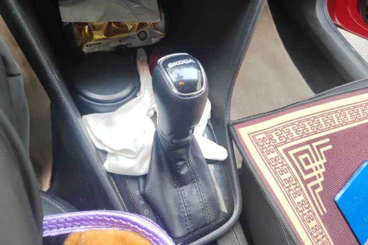 Used Skoda Rapid Spaceback 2014 1.6L Automatic Enjoyment Edition
