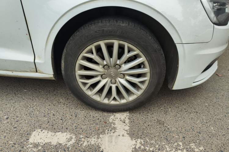 Used Audi A3 2016 Limousine 35 TFSI Prestige Edition