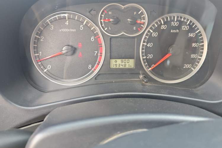 Used Haval H5 Classic 2012 European-style 2.0L Two-Wheel Drive Elite Model