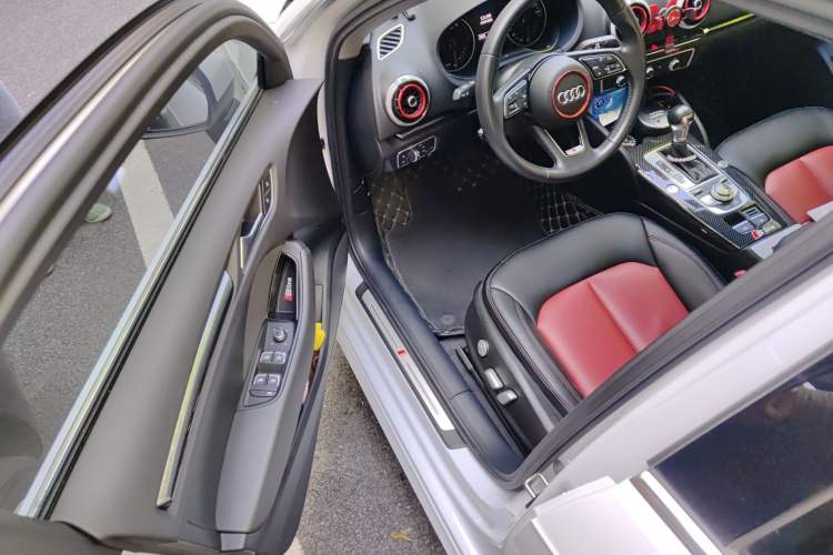 Used Audi A3 2020 Sportback 35 TFSI Fashion Edition China VI Emission Standard