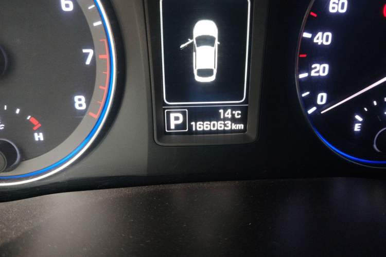 Used Hyundai Mistra 2014 1.8L Automatic Smart GLS
