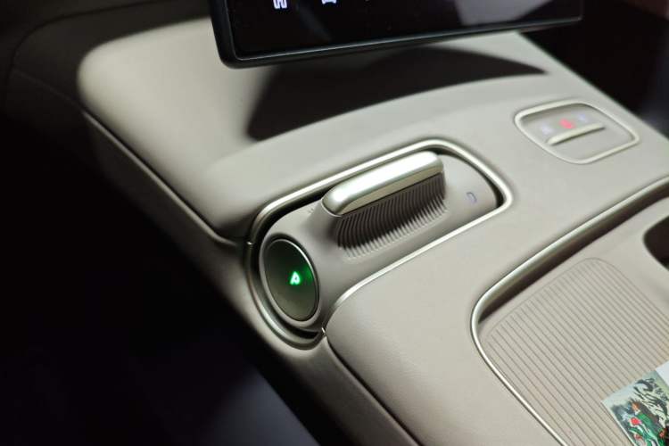 Used Nio ES8 2023 75 kWh
