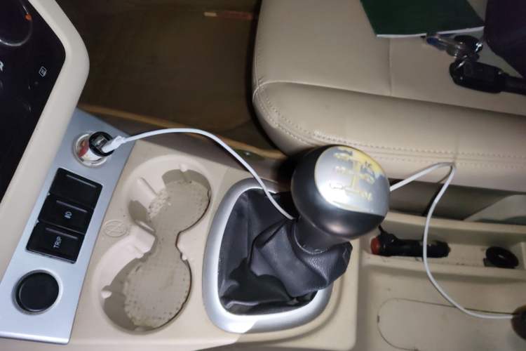 Used Dongfeng Fengon 330 2014 1.3L Manual Utility Version DK13-07 Gear Lever