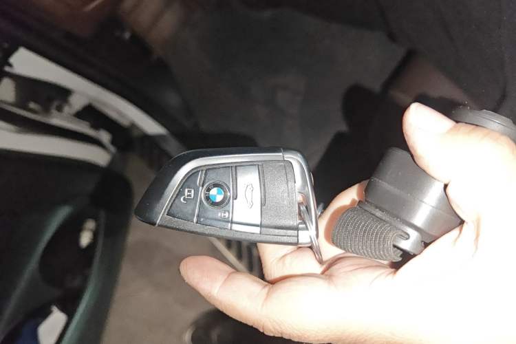 Used BMW X5 2018 xDrive28i
