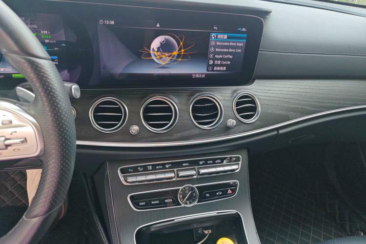 Used Mercedes-Benz E-Class 2020 Facelift E 260 L Sport Edition Audio And AC Panel