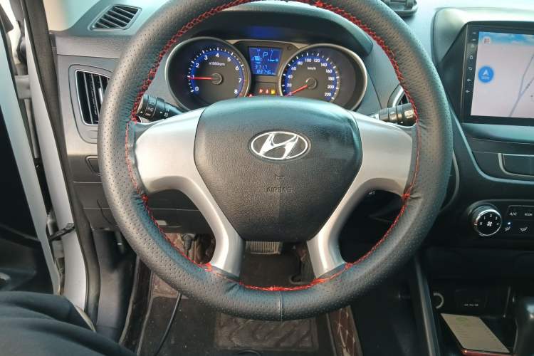 Used Hyundai ix35 2015 2.0L Automatic 2WD Comfort Edition China V Standard
