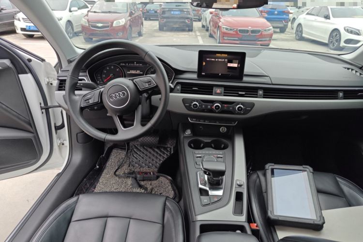 Used Audi A4L 2018 30th Anniversary Edition 40 TFSI Trendy Model
