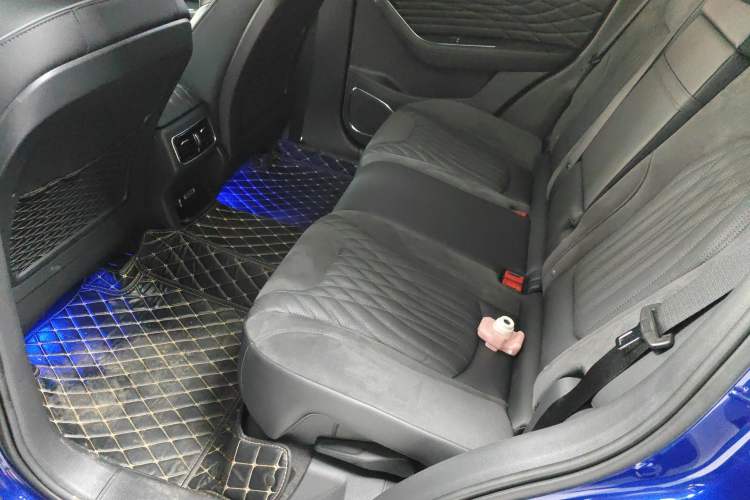 Used Hongqi HS5 2022 Revised Version 2.0T Smart Connect Flagship Edition Left Rear Seat