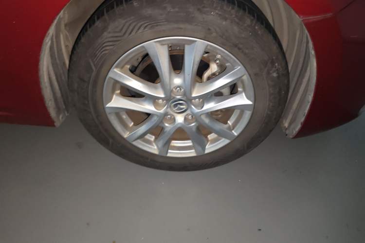 Used Mazda 3 Axela 2019 Cloud-Controlled Sedan 1.5L Automatic Luxury Model China VI Standard