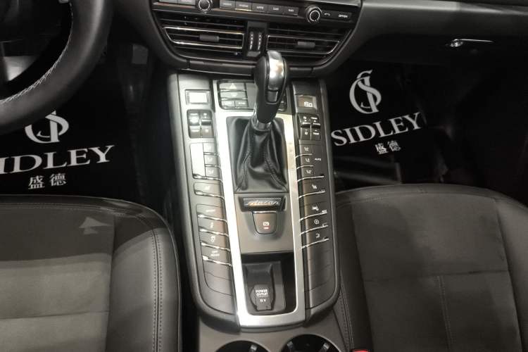 Used Porsche Macan 2018 Macan 2.0T