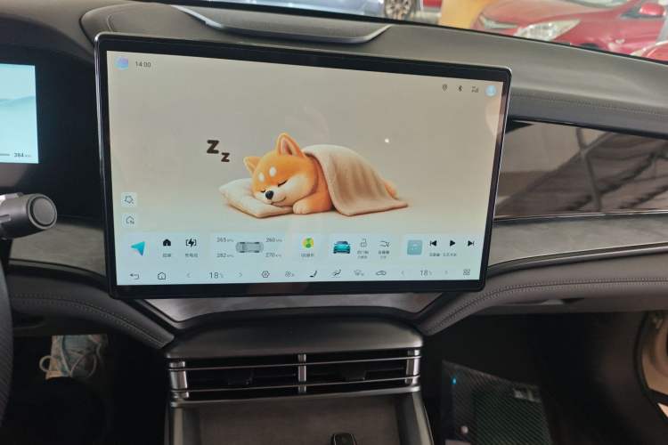 Used BYD Seal 2024 HONOR Edition DM-i 1.5L 121km Luxury Model Audio And AC Panel